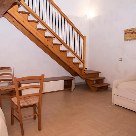 La Lanterna Di Bachi Sciacca
