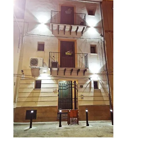 La Lanterna Di Bachi *