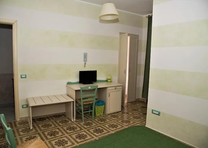 La Lanterna Di Bachi 4* Шакка